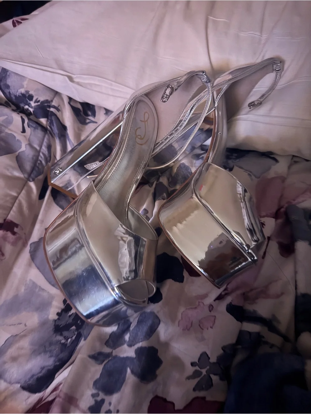 Sam Edelman shiny silver